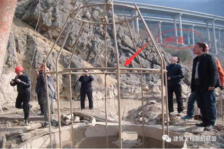 钻孔冲击流程工艺施工视频_冲击钻孔施工工艺流程_冲击钻孔原理
