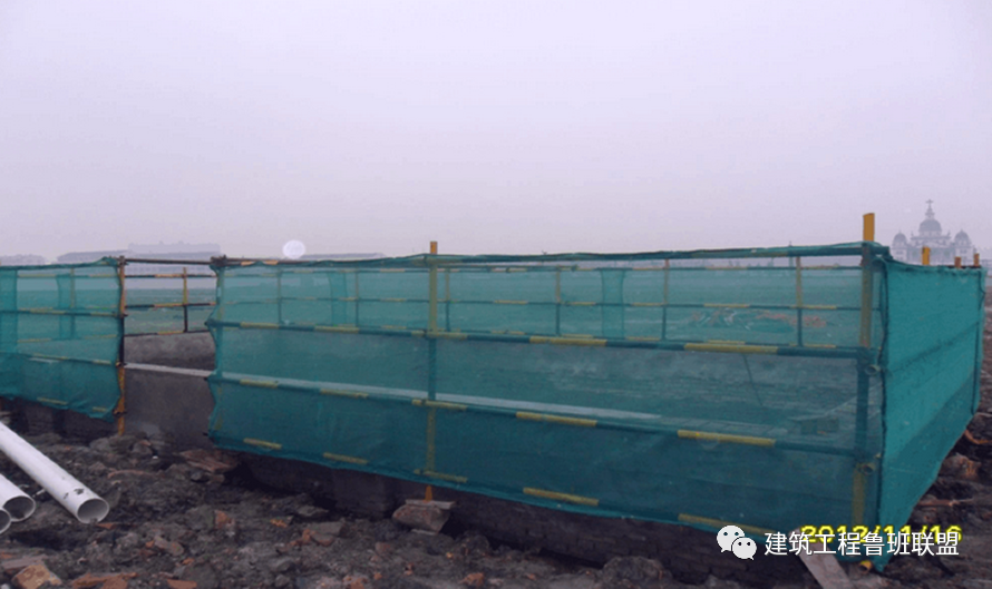冲击钻孔原理_钻孔冲击流程工艺施工视频_冲击钻孔施工工艺流程