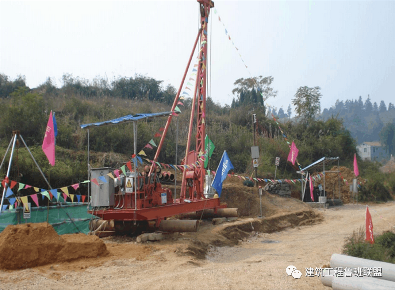 钻孔冲击流程工艺施工视频_冲击钻孔原理_冲击钻孔施工工艺流程