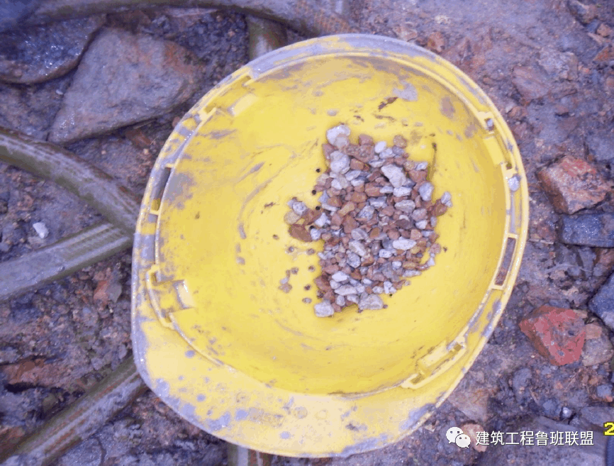 冲击钻孔施工工艺流程_冲击钻孔原理_钻孔冲击流程工艺施工视频